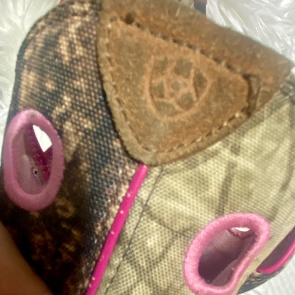 Ariat Brown and Camo Boots with Pink Trim - Picture 3 of 14